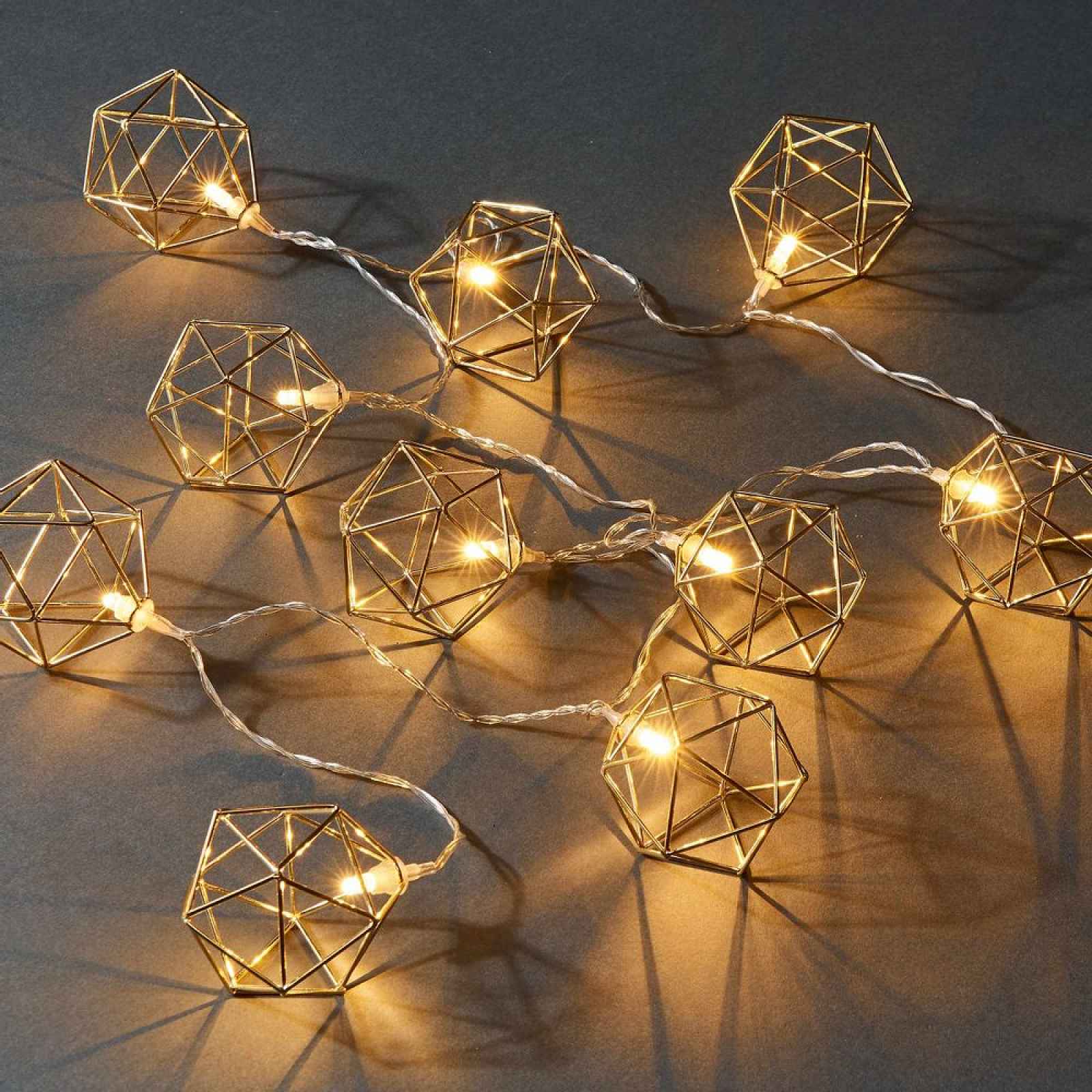 Butlers GEOMETRICS LED Světelný řetěz s USB kovové kostky 10 světel